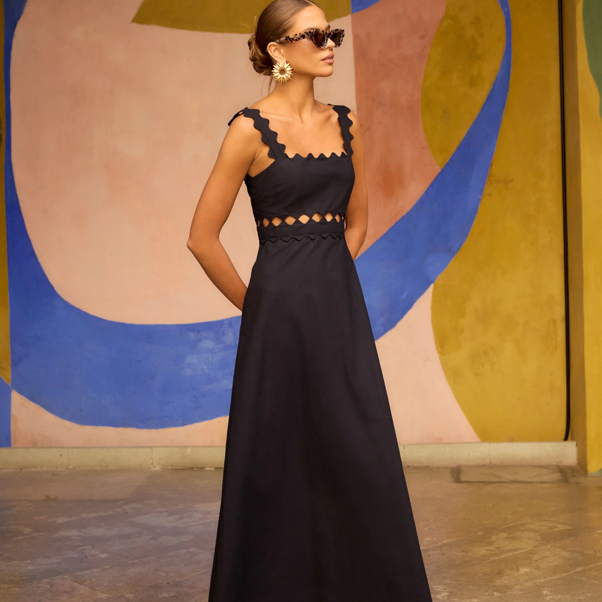 Evelyn Dress In Black - Image 8